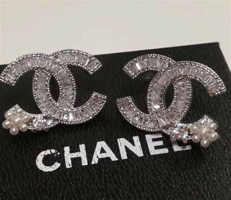 diamond chanel stud earrings